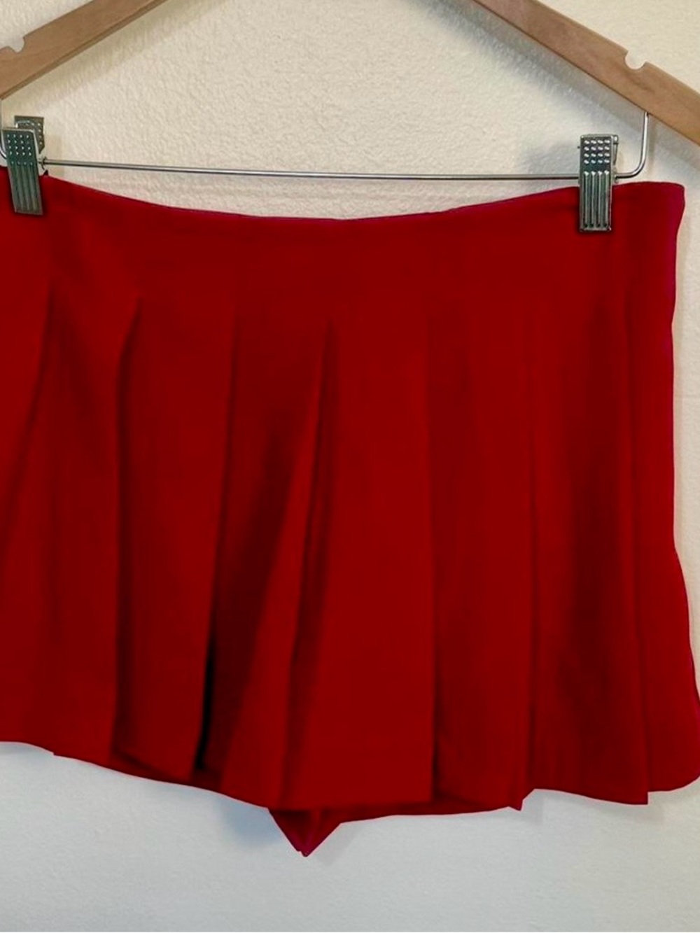 Forever 21 Vibrant Red Circle Skort